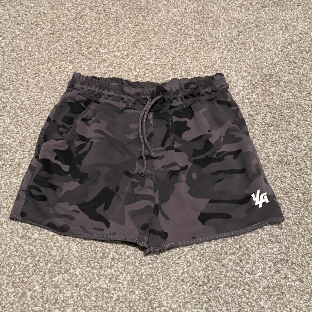 Young LA Los Angeles Men's Camo Black Shorts
